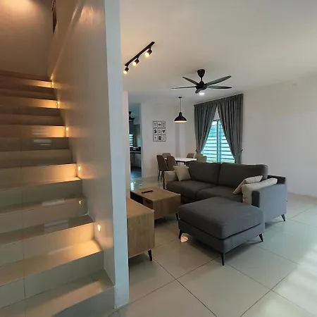 The Oasis Kuantan With Private Pool Villa Exterior photo